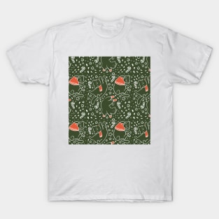 Cute lazy cat at Christmas T-Shirt